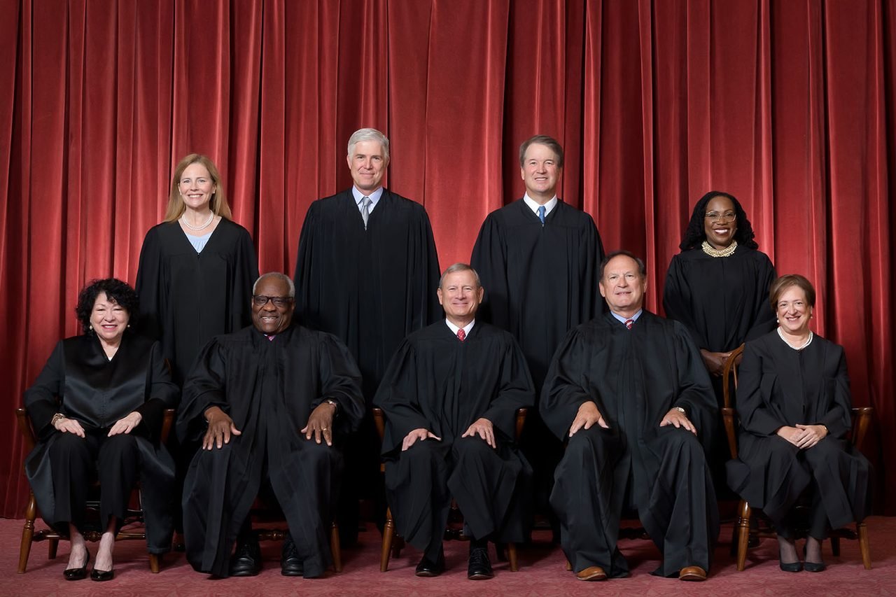 La Corte Suprema degli Stati Uniti, Roberts Court, 2022.